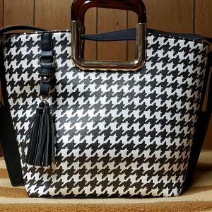 Houndstooth handbag